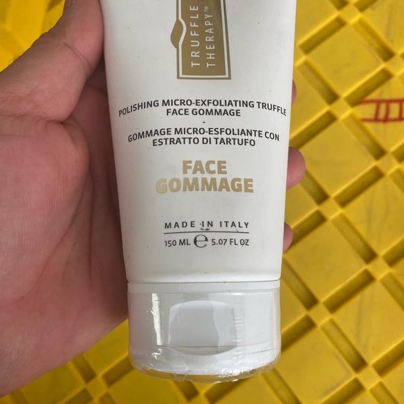 SKIN & CO ROMA Truffle Therapy Face Gommage 5.07oz / 50 ml - Picture 2 of 6